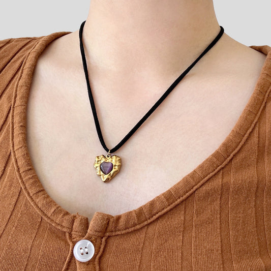 Carla Heart Pendant Necklace by Deduet