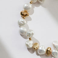Chloe Pearl Necklace by Deduet