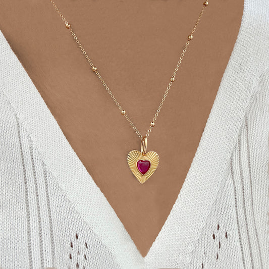 Lady wearing Vada Heart Pendant Necklace by Deduet