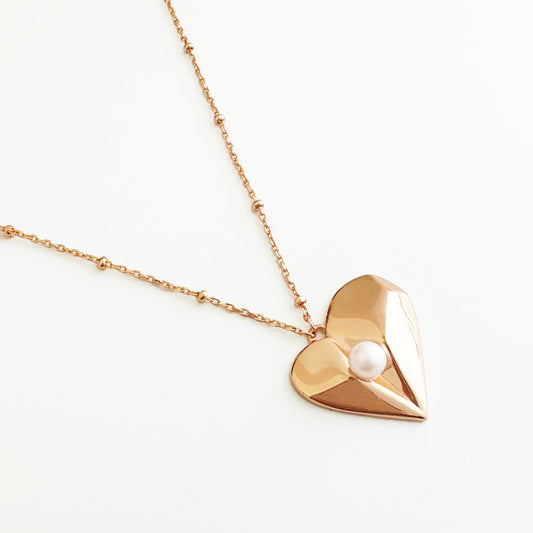 Zoe Heart Pendant Necklace in Gold by Deduet