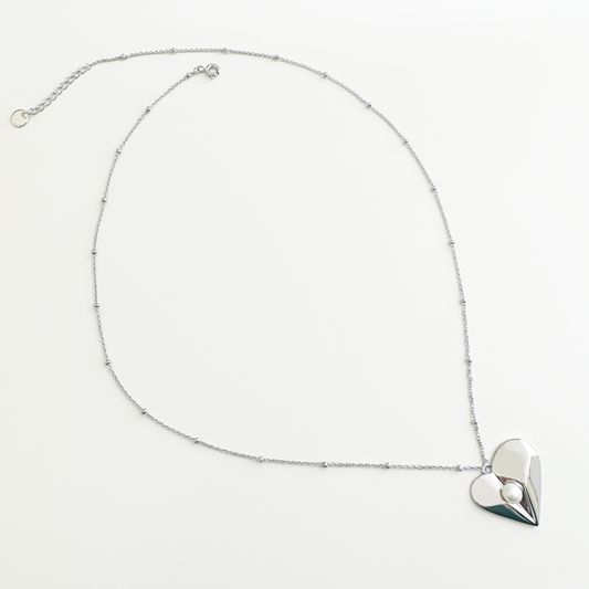Zoe Heart Pendant Necklace in Silver by Deduet