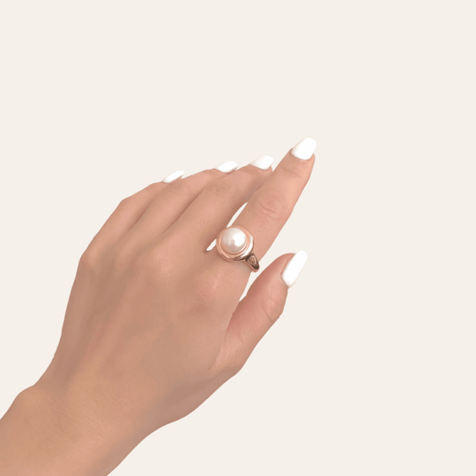 Artemis Pearl Ring