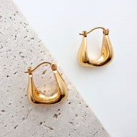 Bailey Hoop Earrings in Gold by Deduet