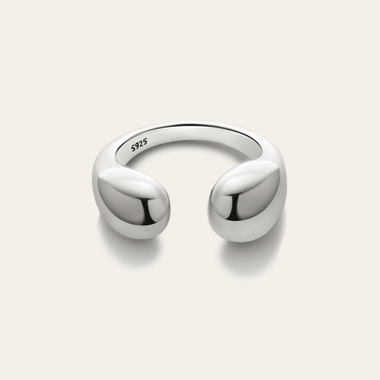 Nora Adjustable Ring in Silver by Deduet